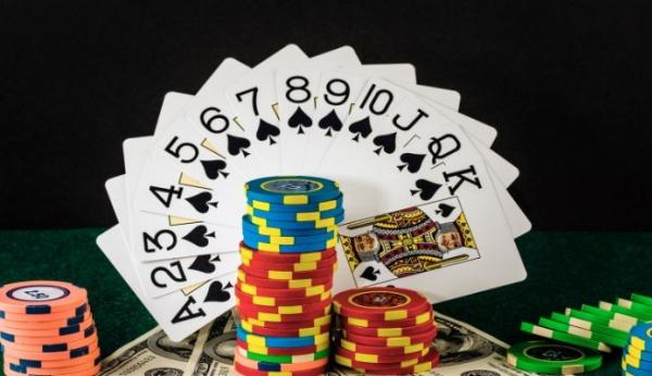 Casino trên di động - Trải nghiệm game bất tận bên ngoài phòng chơi